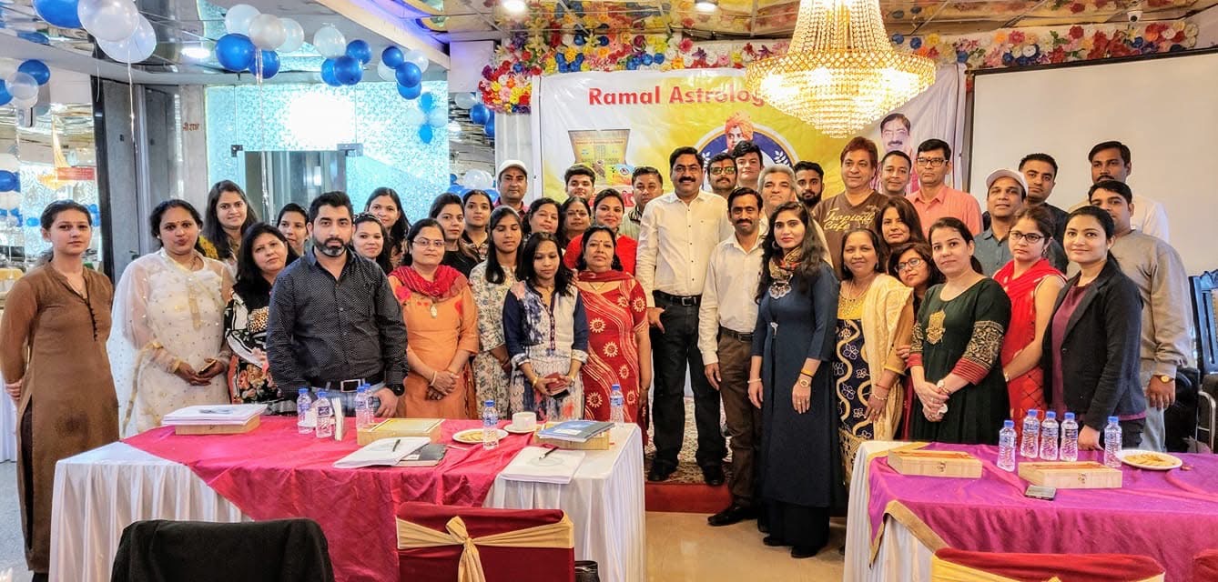 Acharya Lokesh Dhamija with his students from Ramal Astrology batch